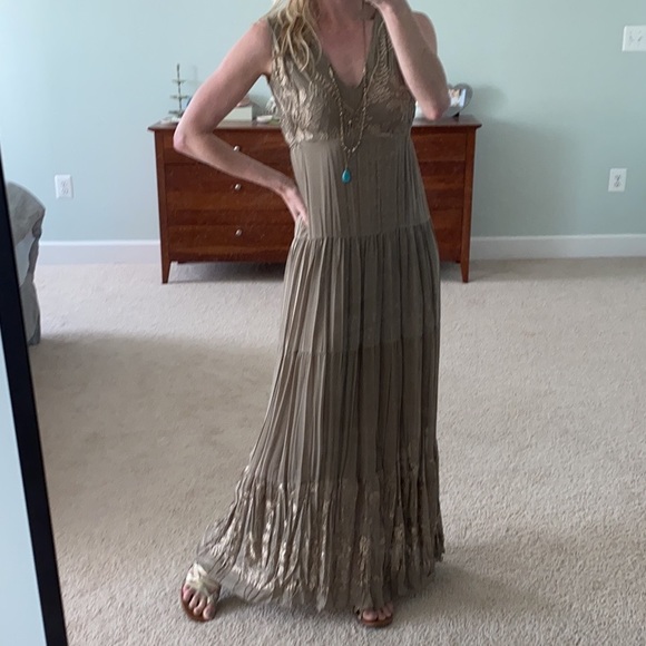 Komarov Maxi Dress - Picture 10 of 12